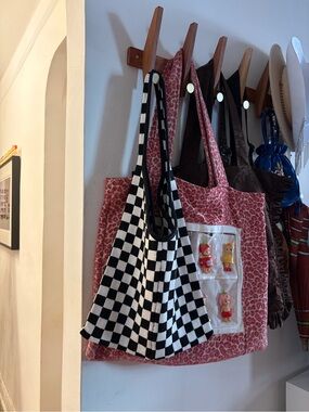 Black & White Checkerboard Knit Shoulder Bag - Unbranded